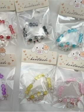 Set of 6 Sanrio Beaded Kids Bracelet Hello Kitty Cinnamaroll Kuromi party favour